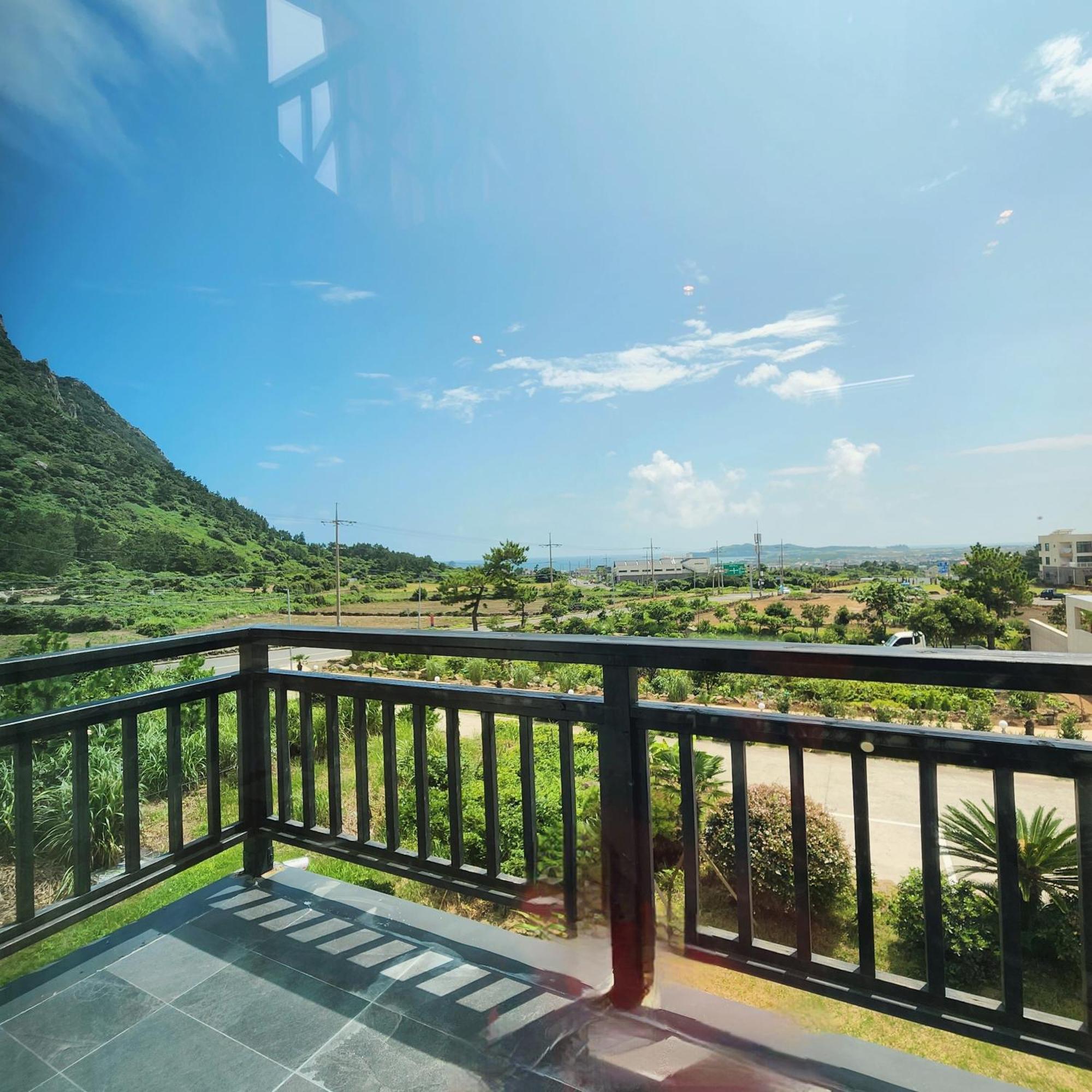 Jeju 542 Pension Seogwipo Exterior foto