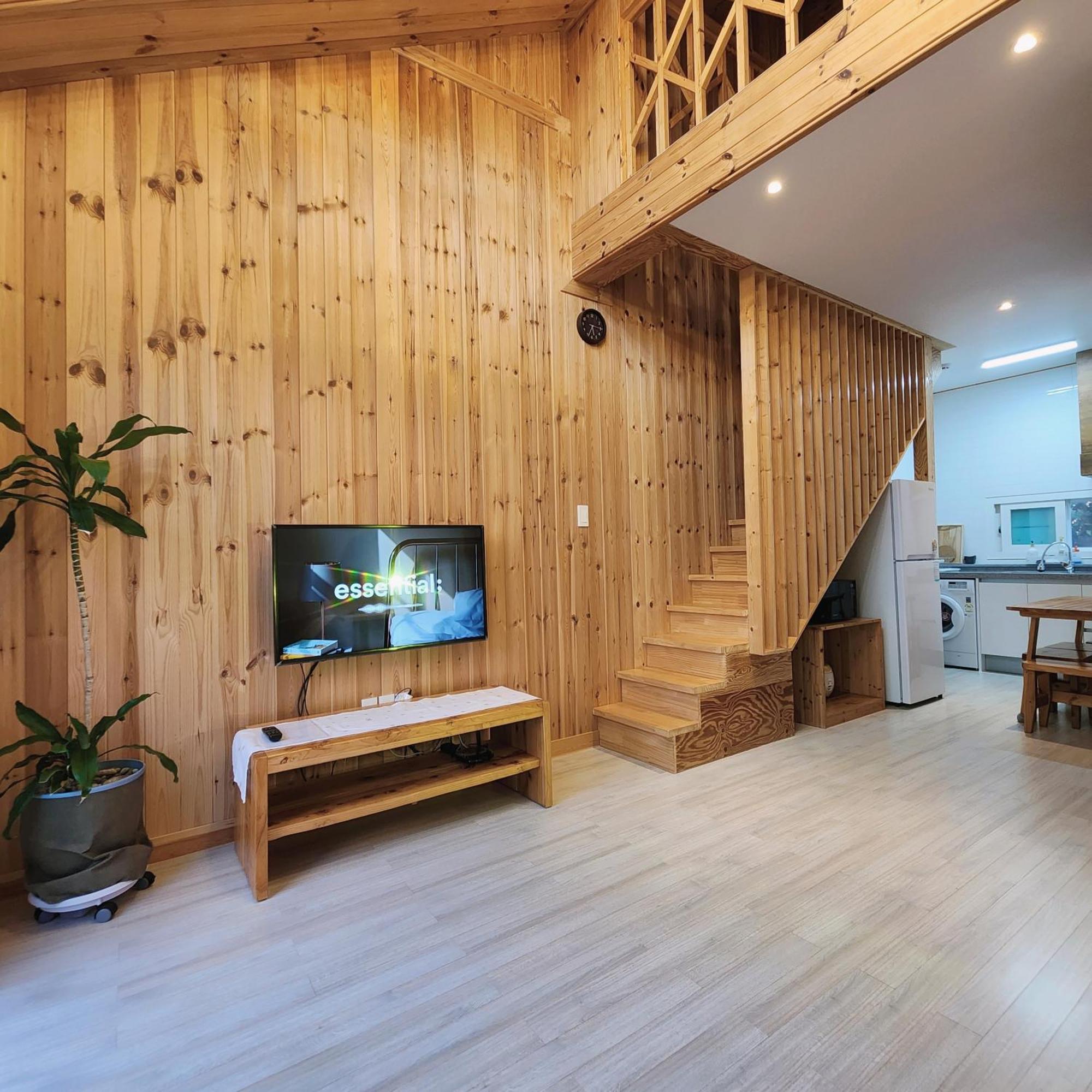 Jeju 542 Pension Seogwipo Exterior foto
